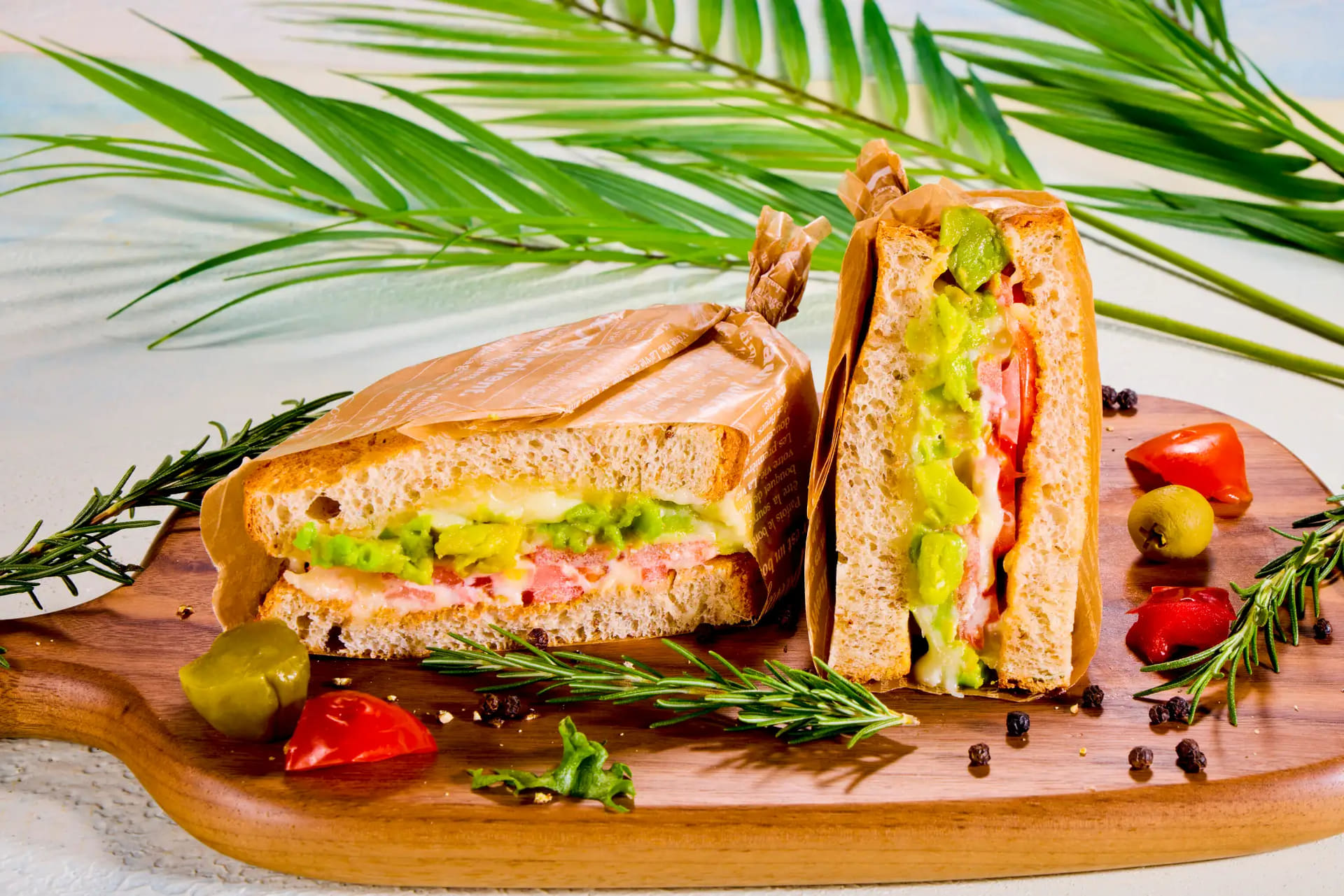 ニューオータニレディース会員限定の木曜の特典「アボカドチーズサンドウィッチ」