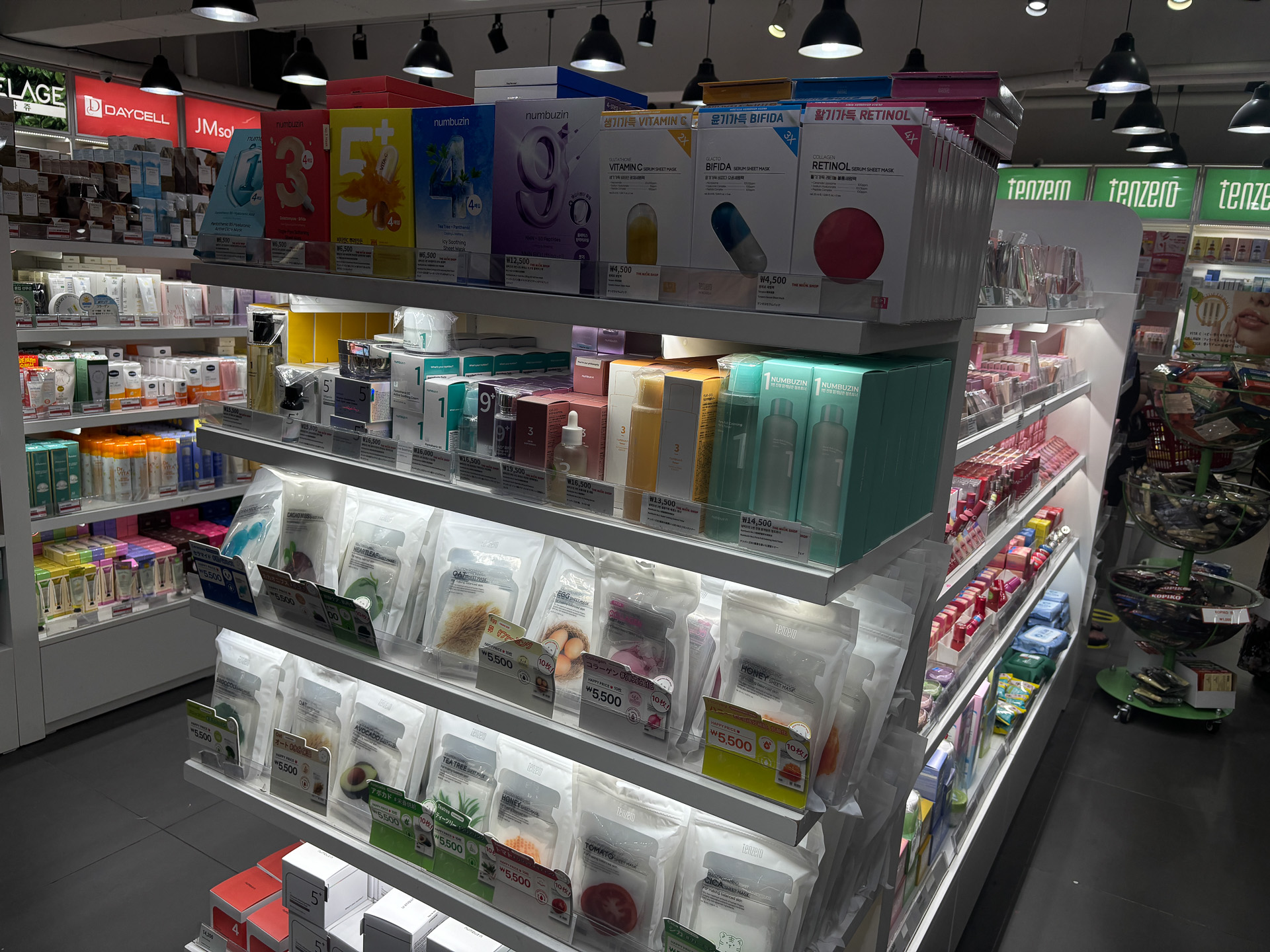 激安韓国コスメ店、THE MASK SHOP