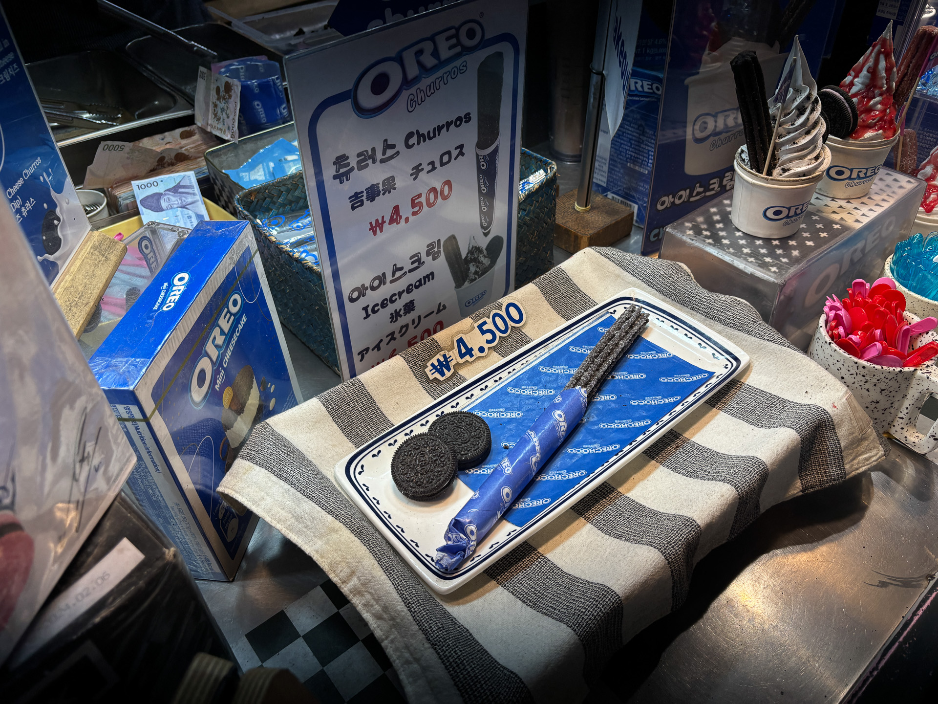 念願のオレオチュロスアイスクリーム