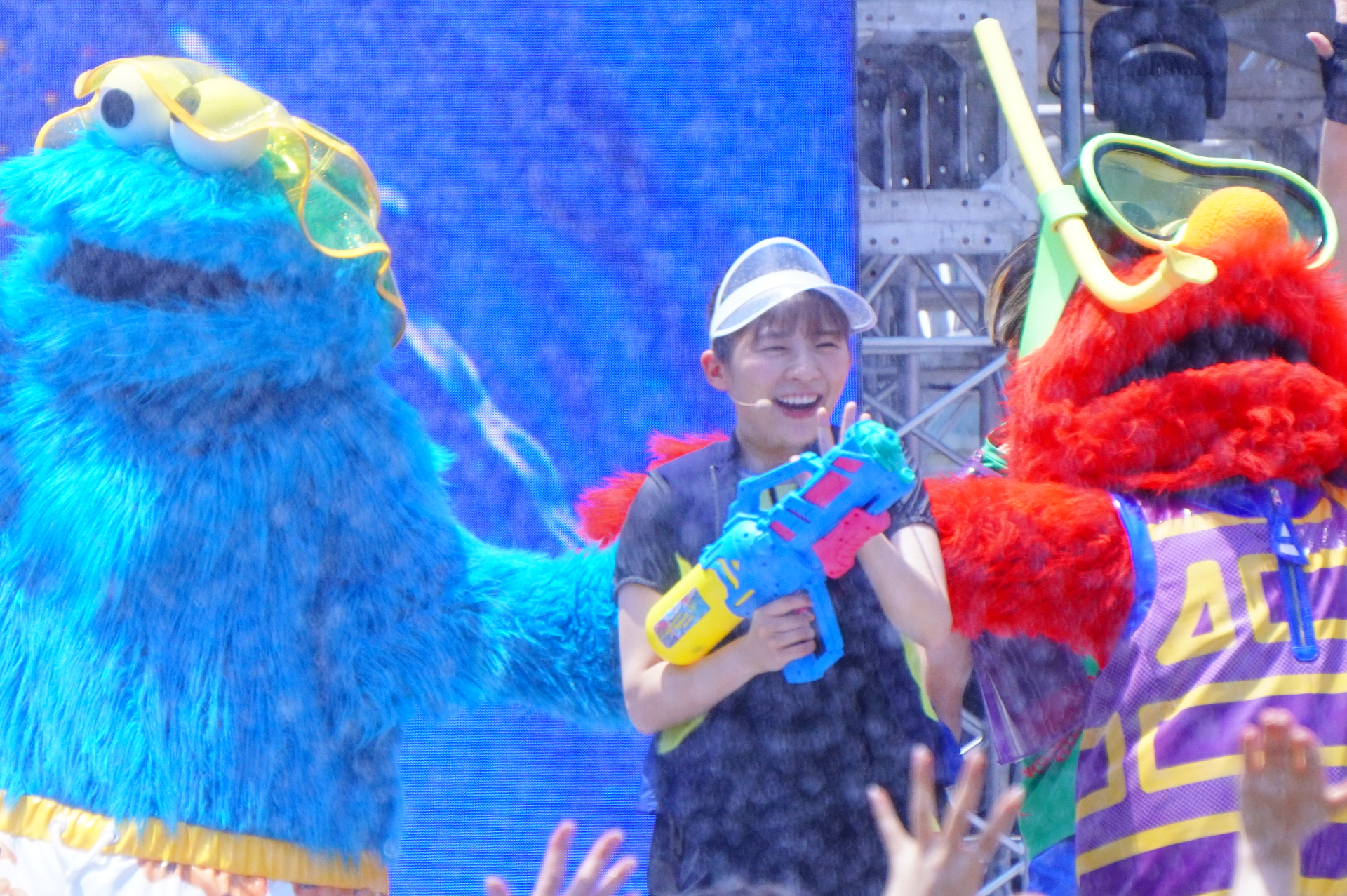 USJ夏イベント「NO LIMIT! クール・サマー」の開幕セレモニーに伊藤沙莉が登場