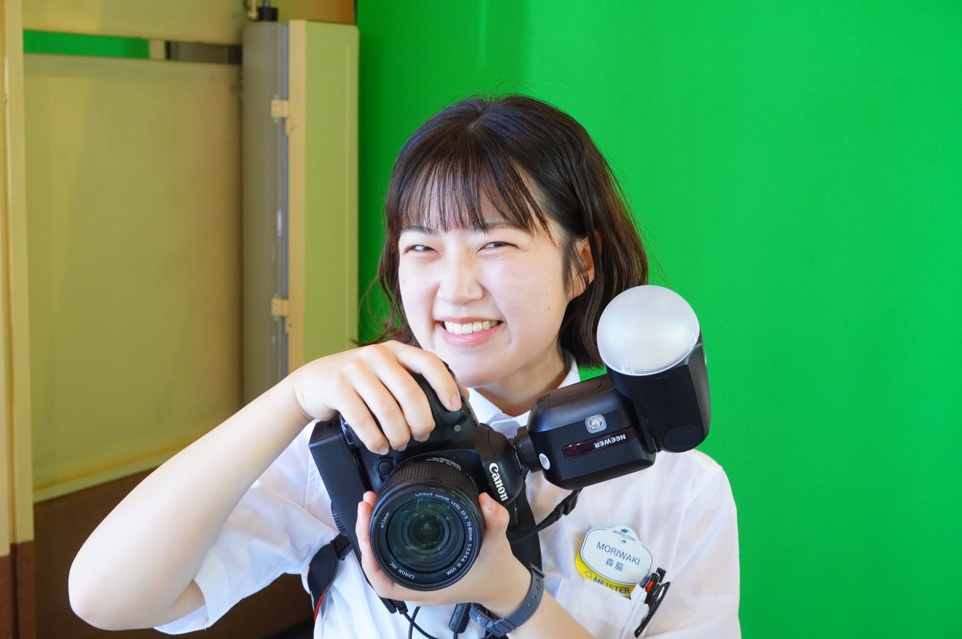 グリーンバックで撮影する記念写真「SPY×FAMILY XRライド・フォト・オポチュニティ」はライドに乗っても乗らなくても購入できるので、絶叫系が苦手な人にもオススメ