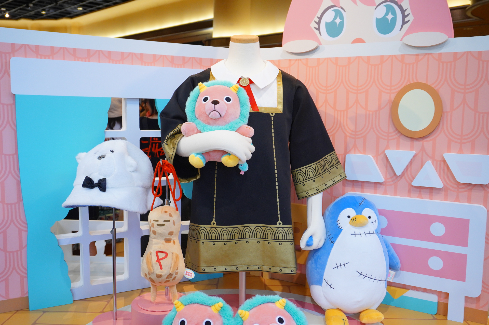 アーニャになりきってパークを巡るのも楽しい