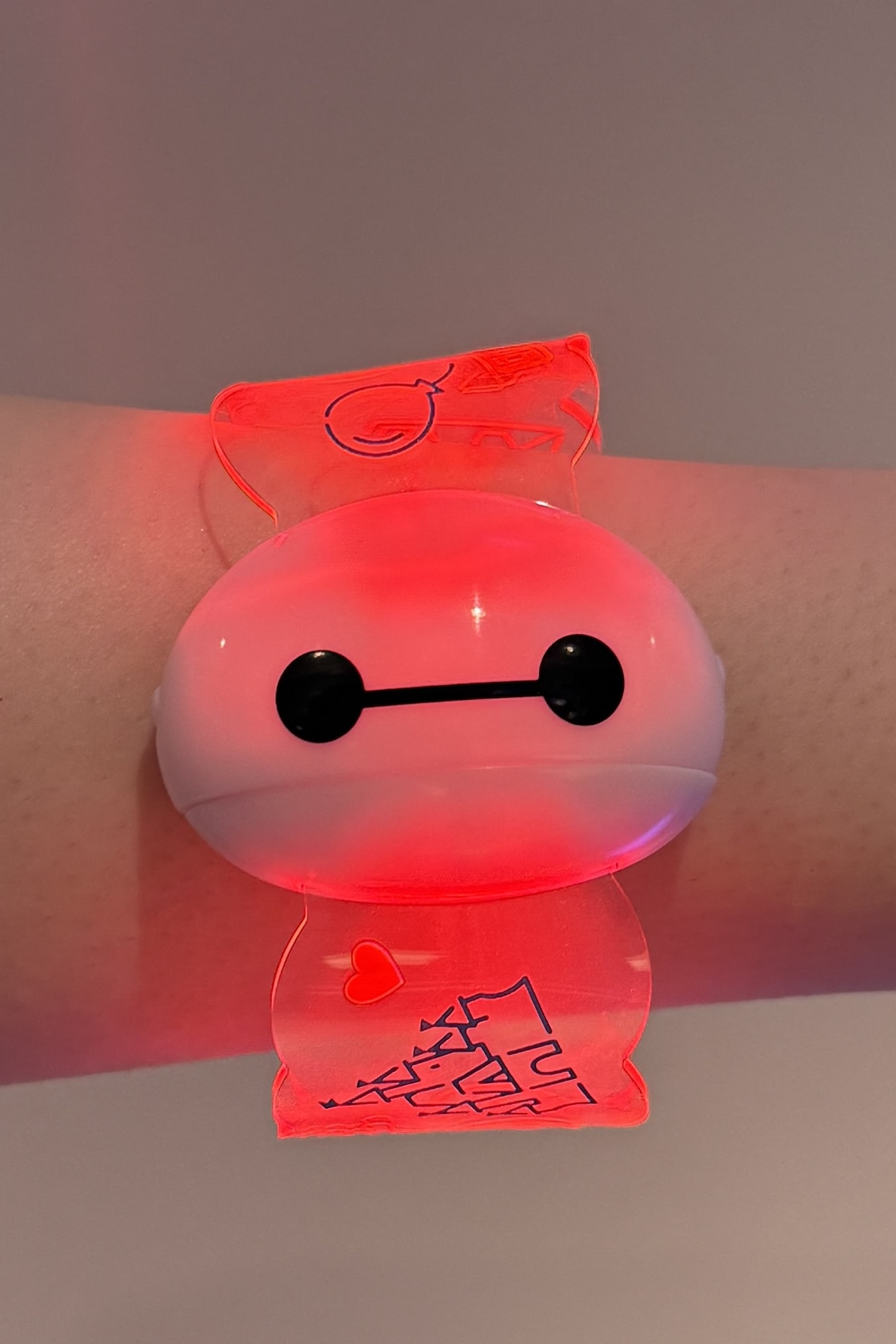 光るバングルの使い方