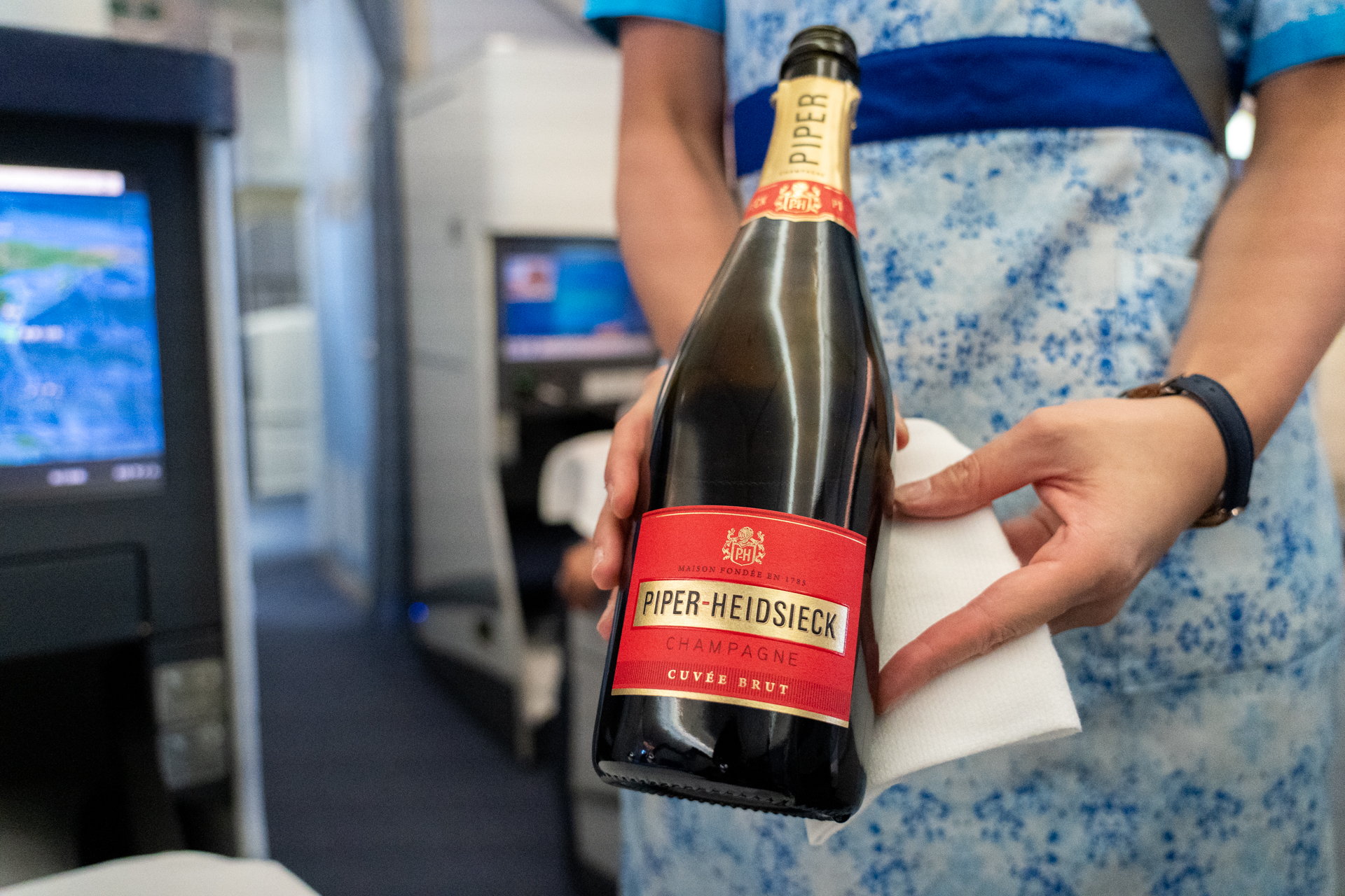 マリリン・モンローにも愛され、カンヌ国際映画祭公式シャンパーニュとしても知られる「パイパー・エドシック」