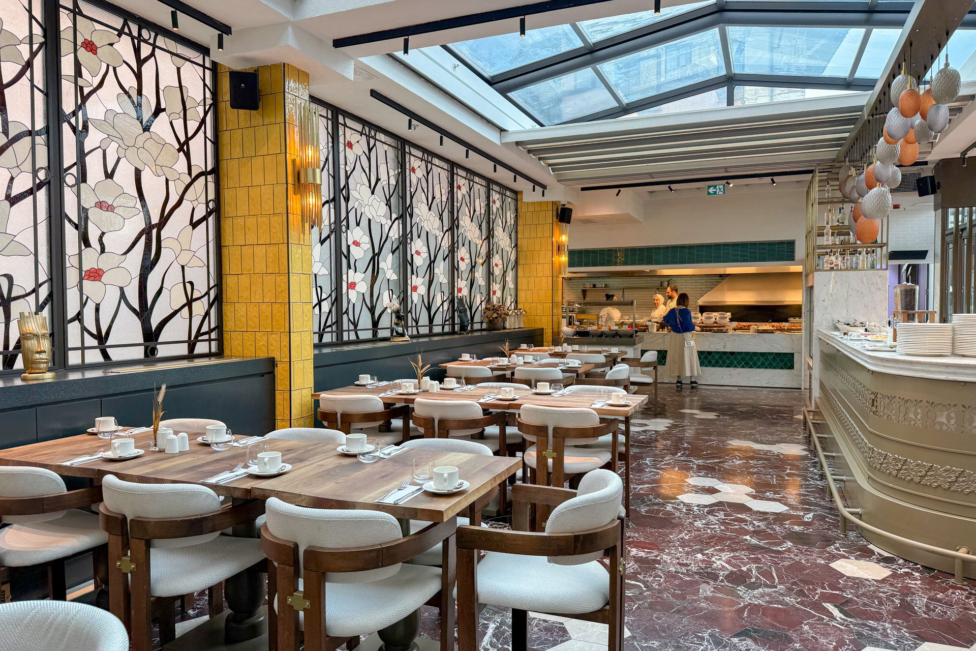 毎朝優雅な時間を過ごせた朝食会場