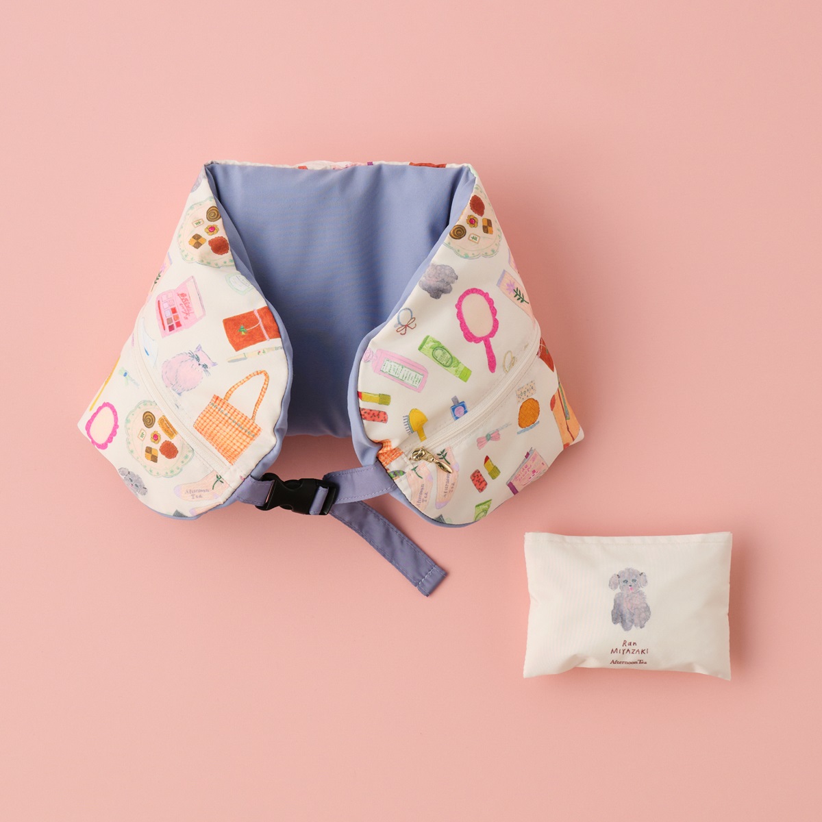 ネックピロー（2420円）