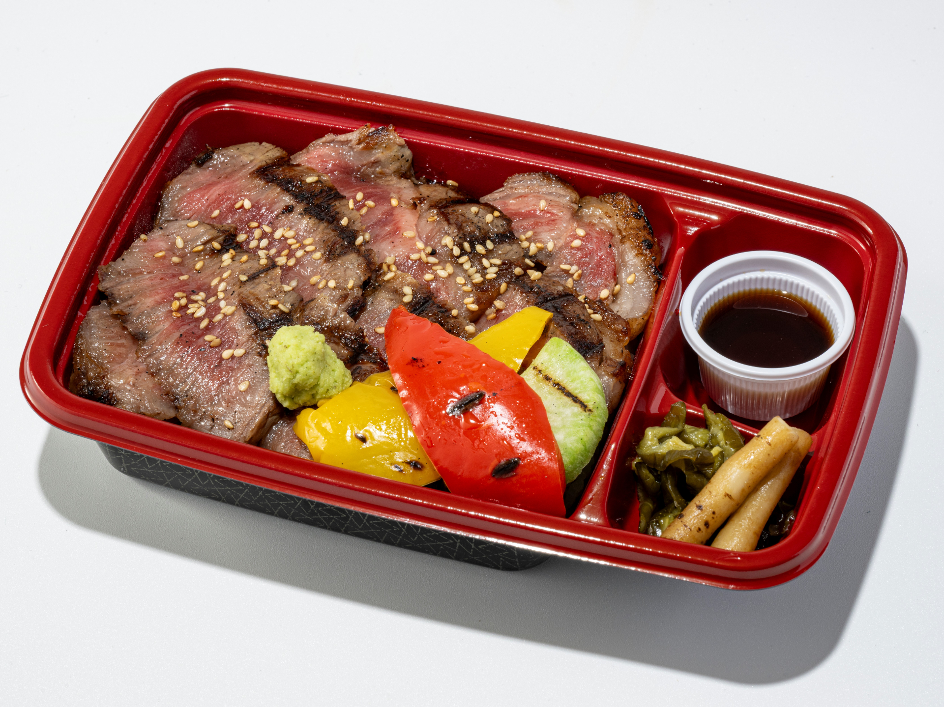 肉卸小島「山形県産雪降り和牛尾花沢サーロイン・リブロースステーキ重」100g3650円～