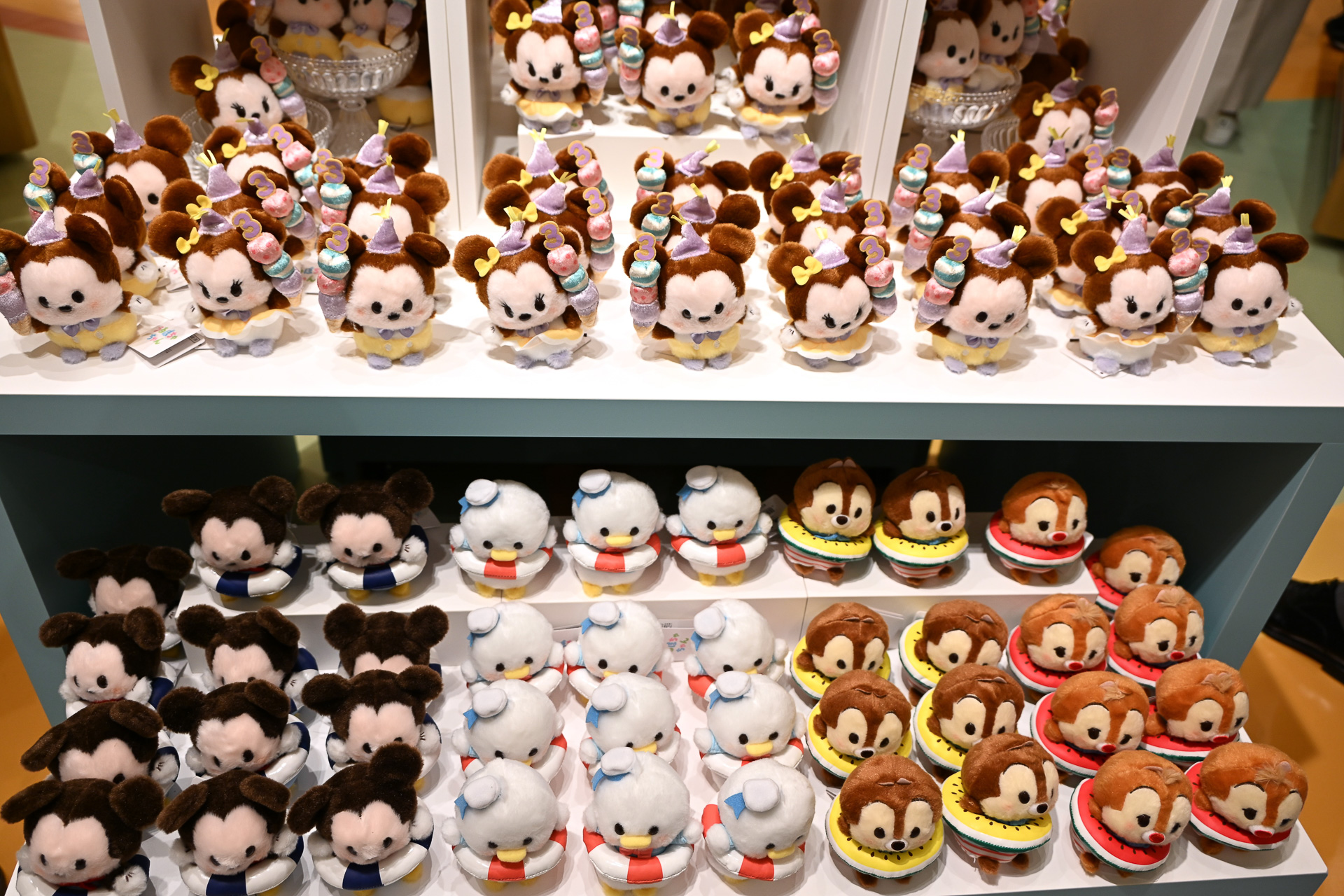 ヤングオイスターの新作から、定番の「うるぽちゃちゃん」まで勢揃い