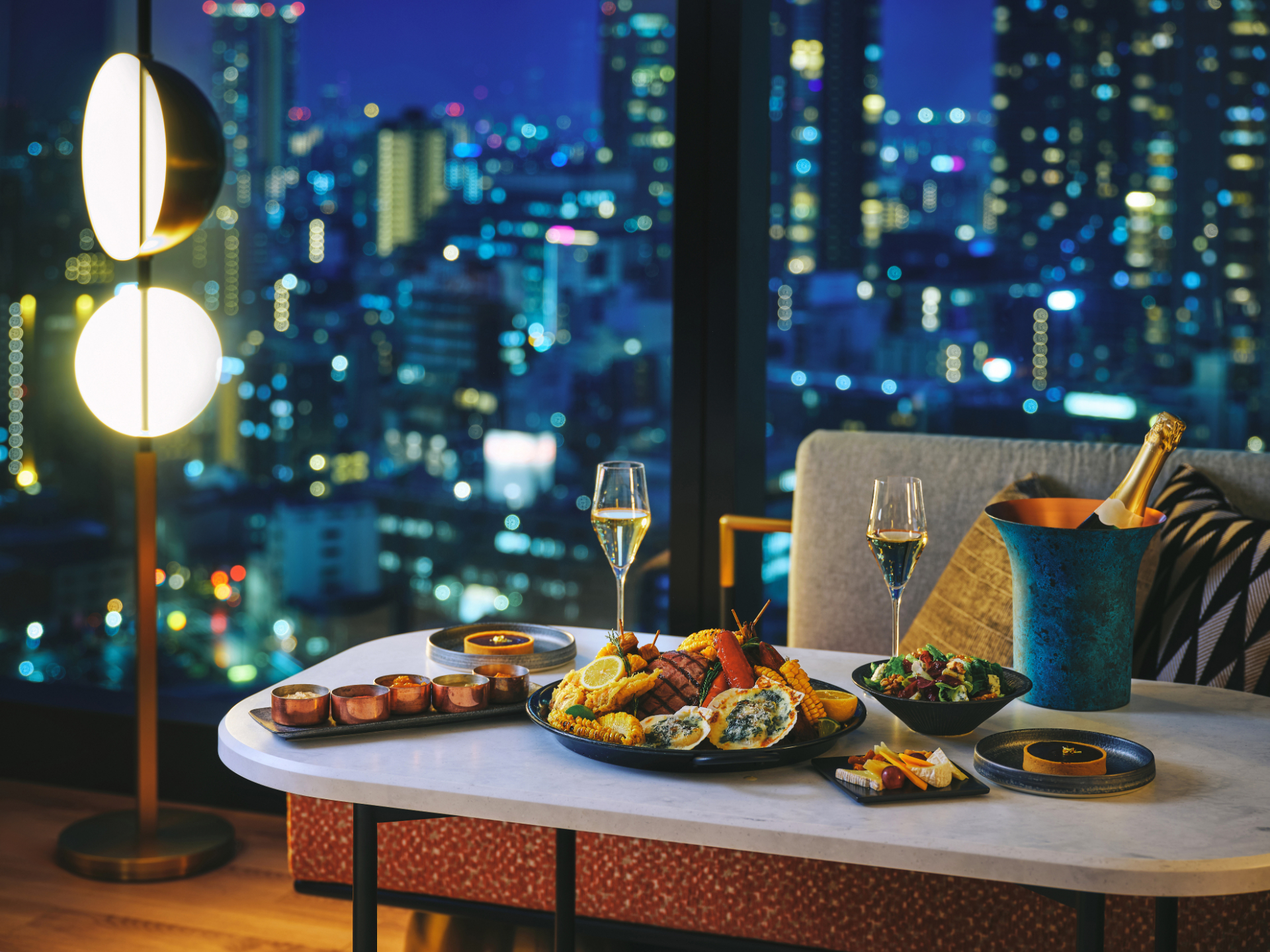 花火プランの宿泊者限定オプション「ルームサービススペシャルディナーセット」