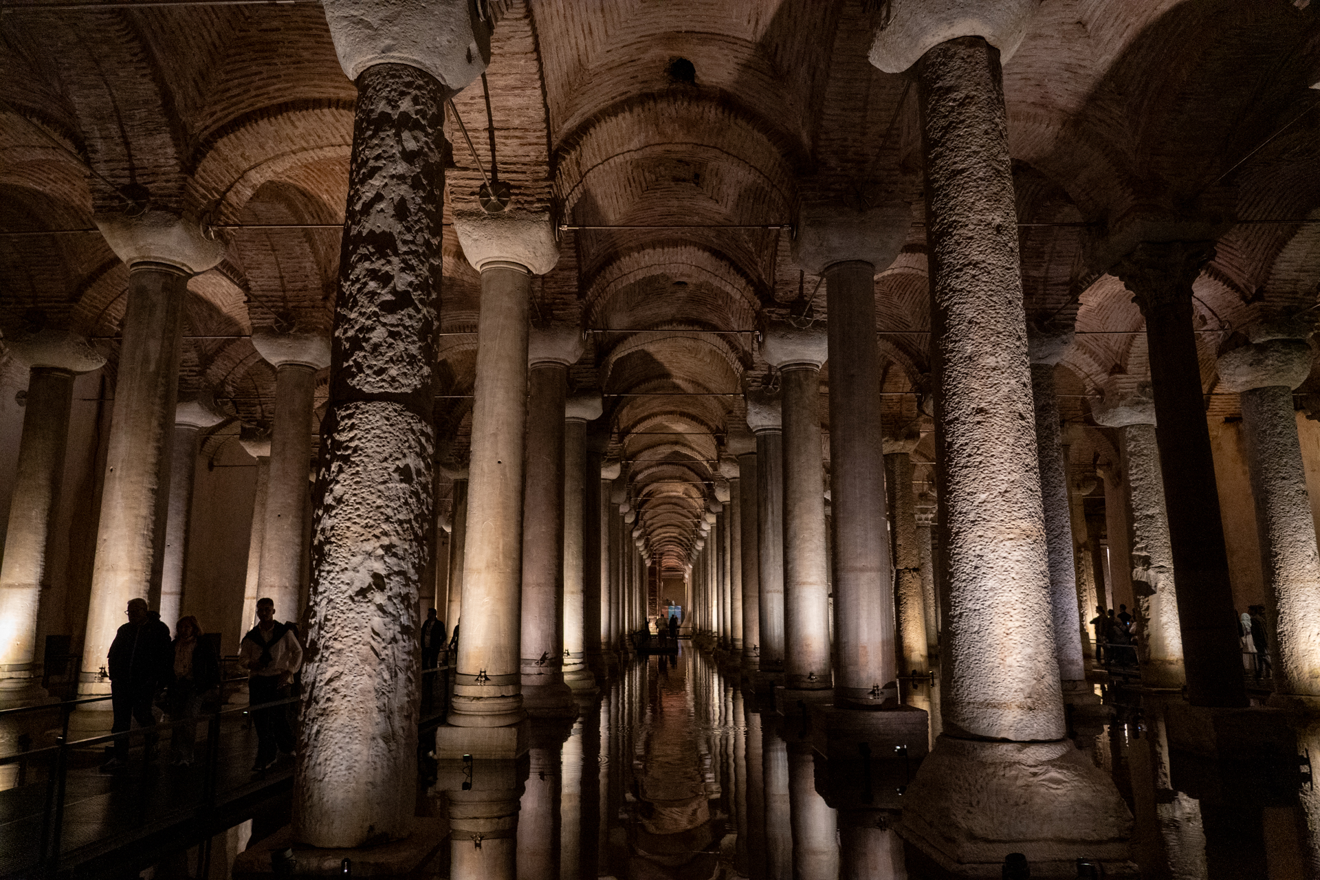 映画「インフェルノ」では、ここに隠されていたヤバいものをラングドン教授らが必死に探していました