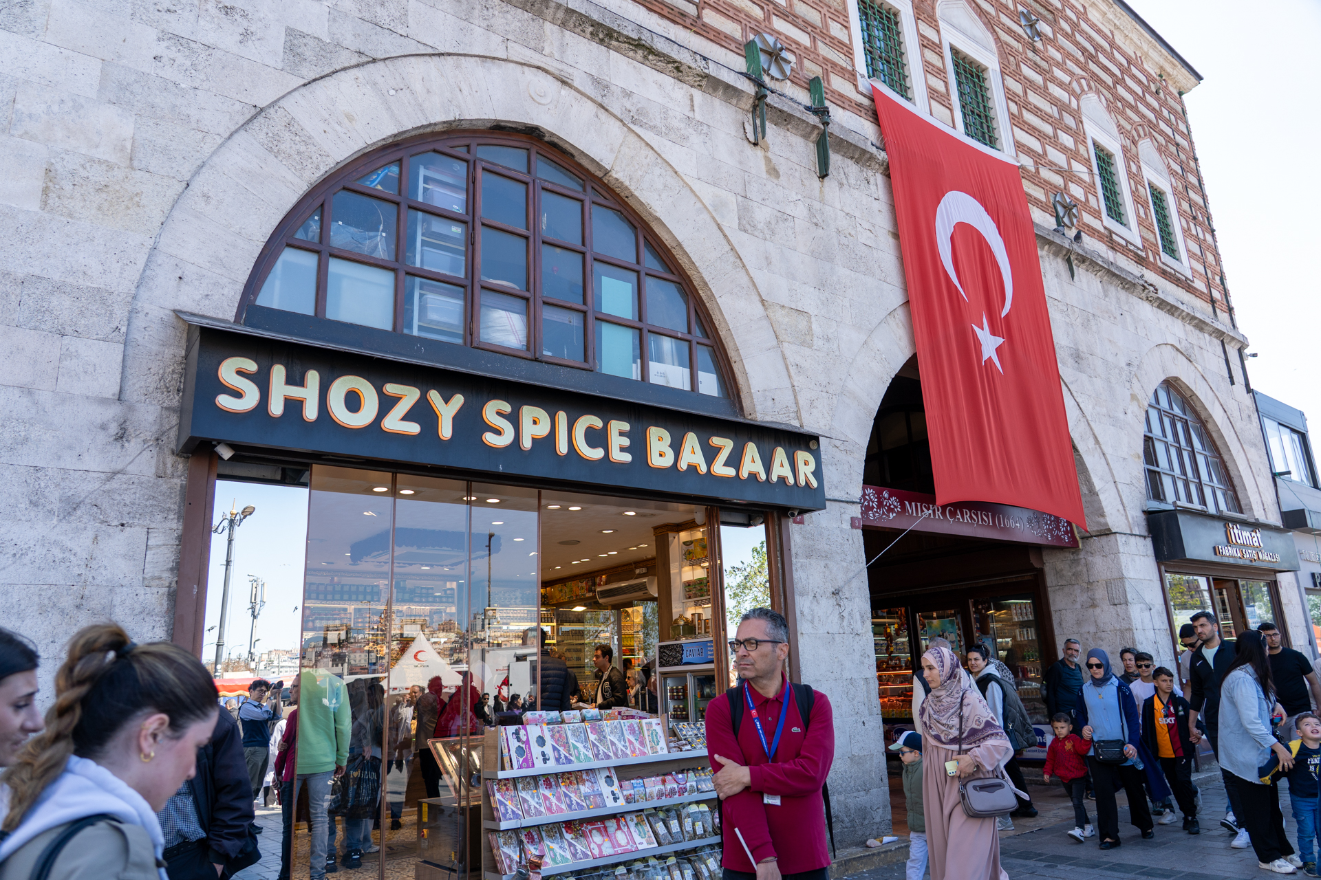 サフランを買う気満々でやってきました！