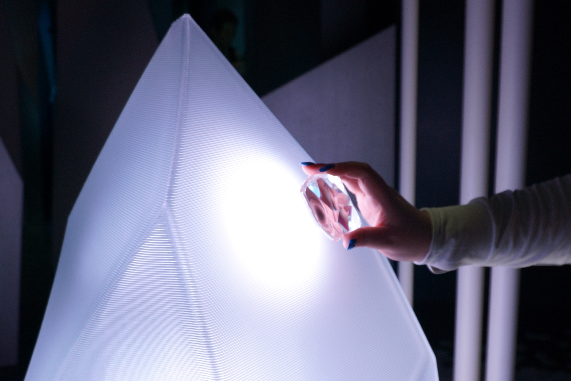 自分の結晶デバイスを選んで光を集める