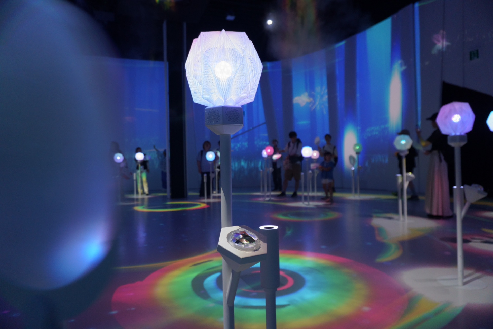 うちわであおいでパワーを送ろう