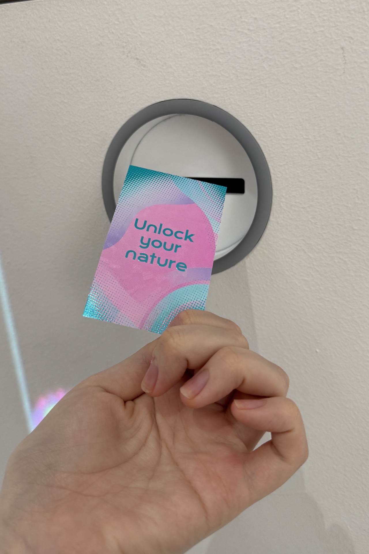 Unlock体験エリアを出たあと、結晶を返却するとカードがもらえる