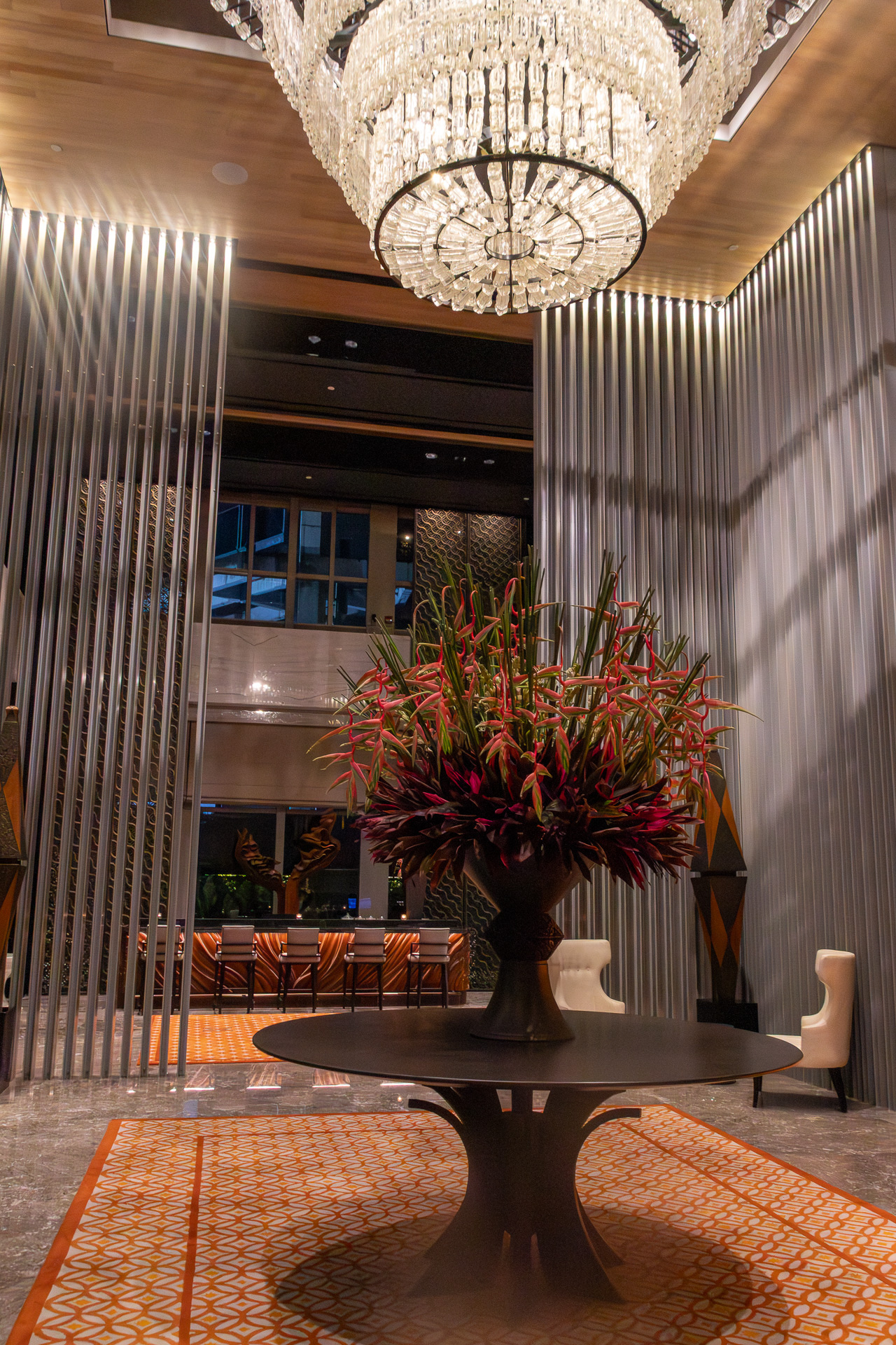 エントランスから壮麗な雰囲気が漂う「ケラトン アット ザ プラザ」
