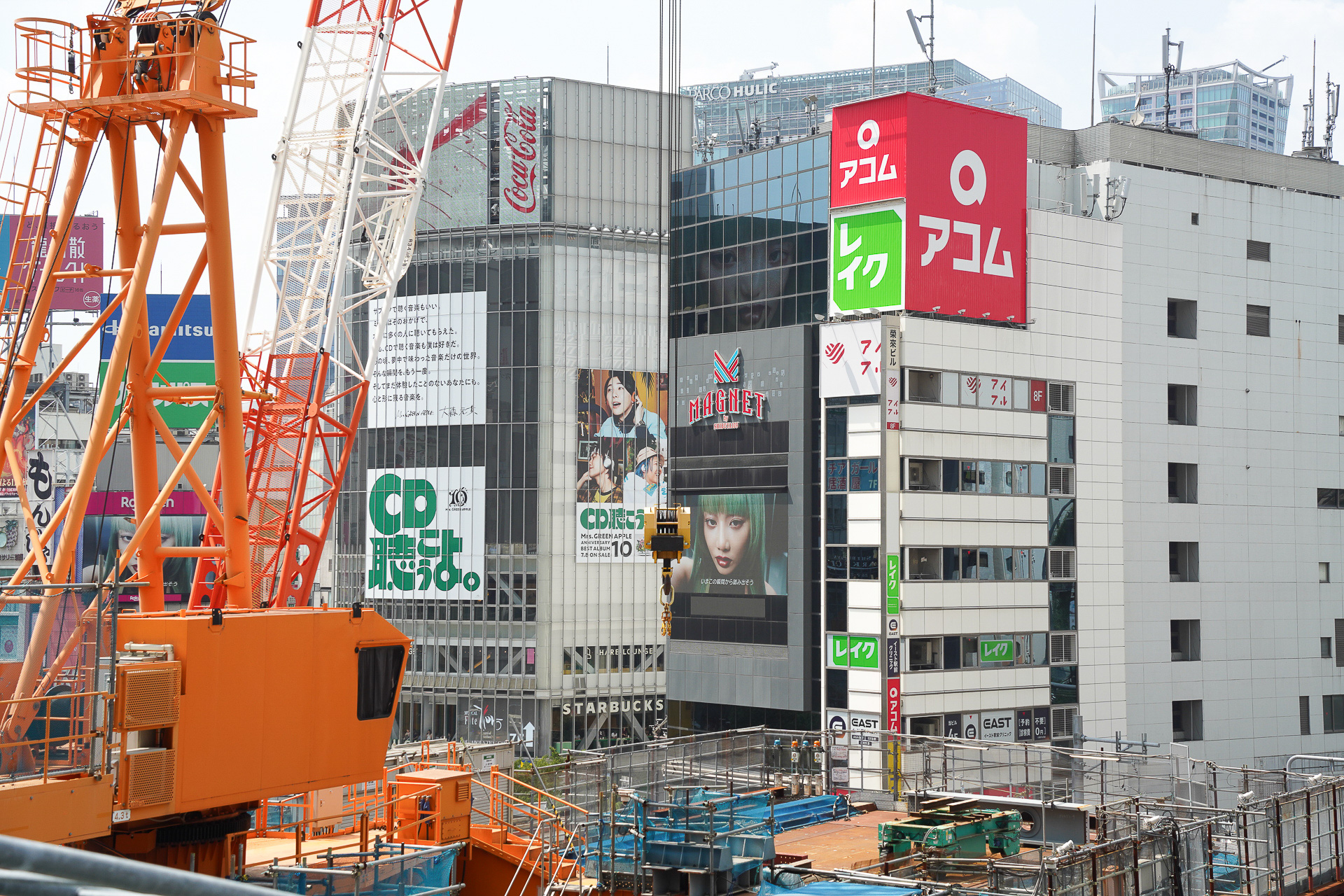 このあたりに「4階パビリオン（仮称）」ができる予定