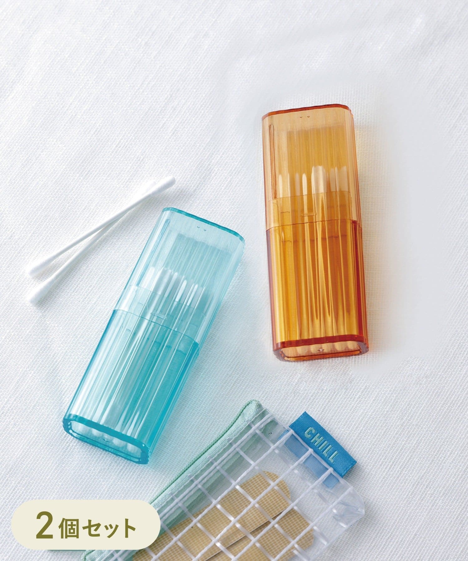 「クリア小物ケース2個セット」（330円）