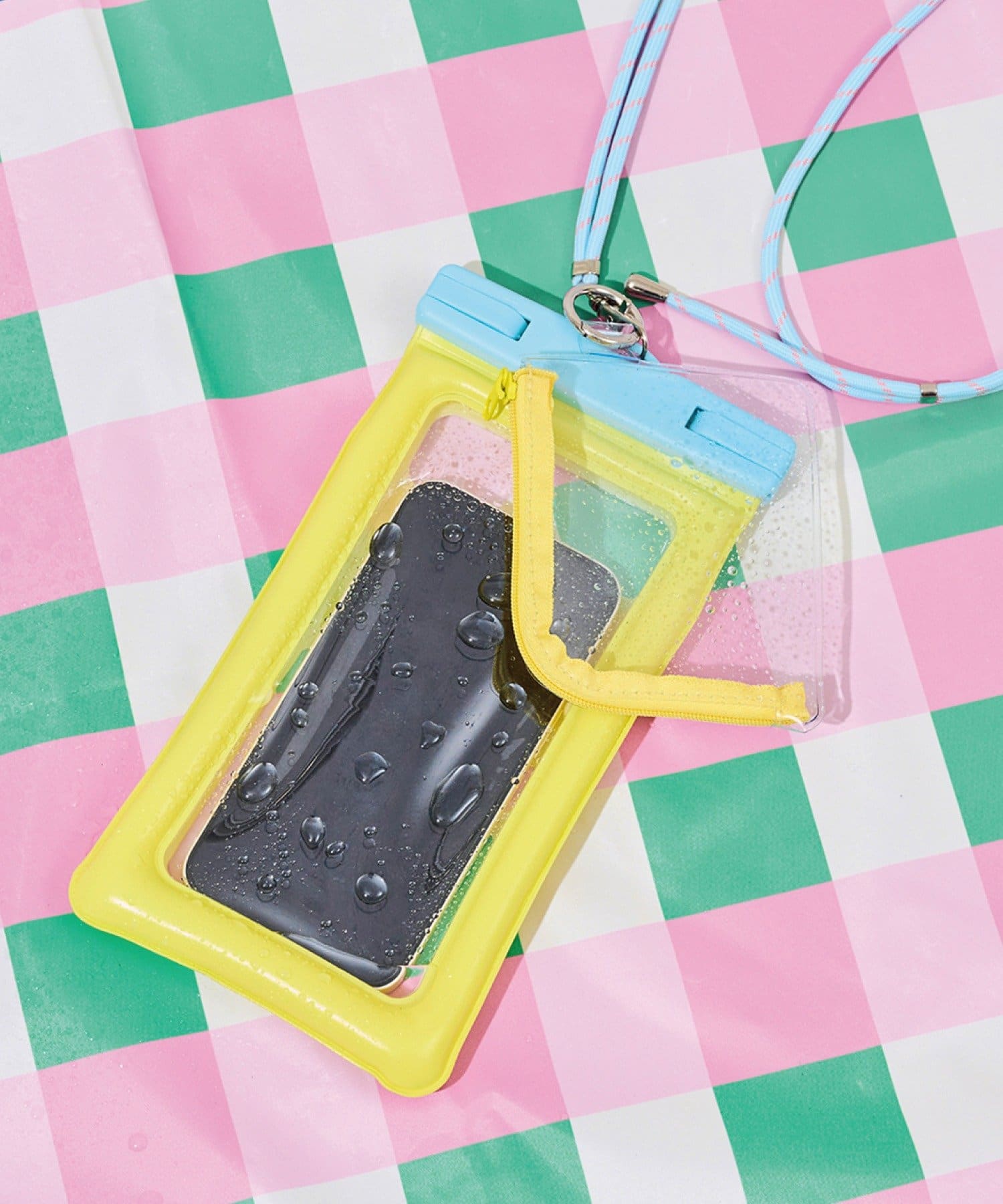 防滴スマホポーチ（550円）