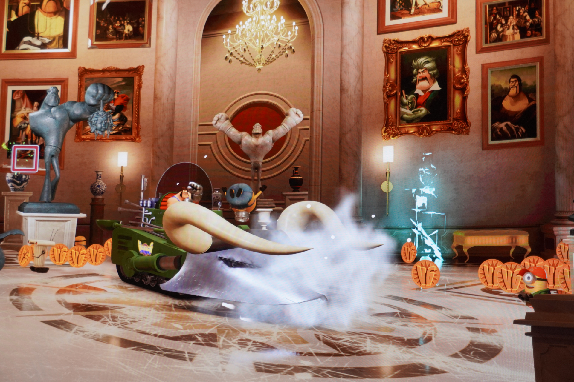 アトラクションの冒頭だけチラ見せ。電気銃「イーリミネーターX」の手元にスコアも表示される