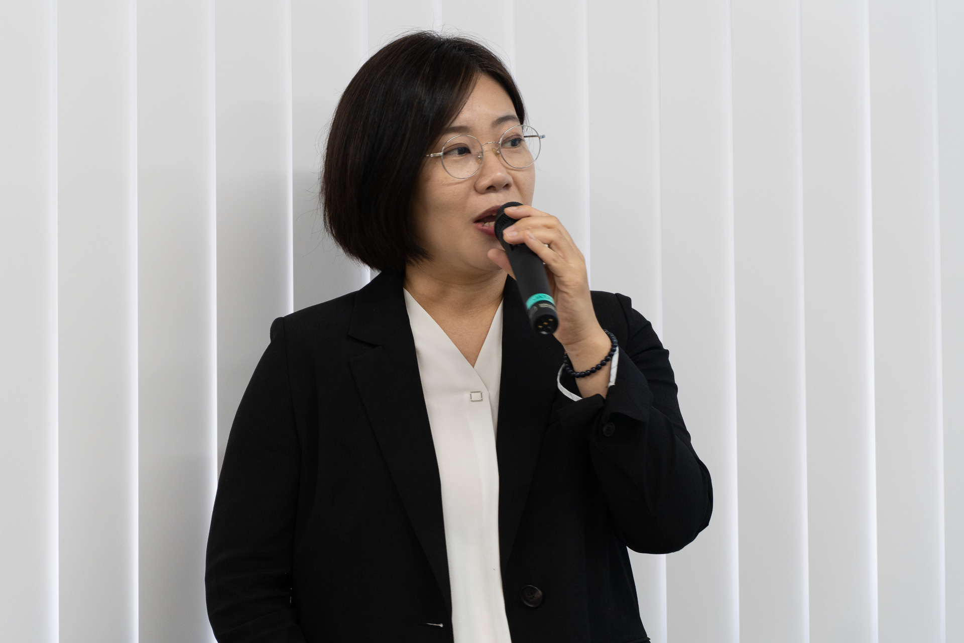 「咸安の落火ノリ」の詳細を説明した韓国観光公社 東京支社 白慧眞氏