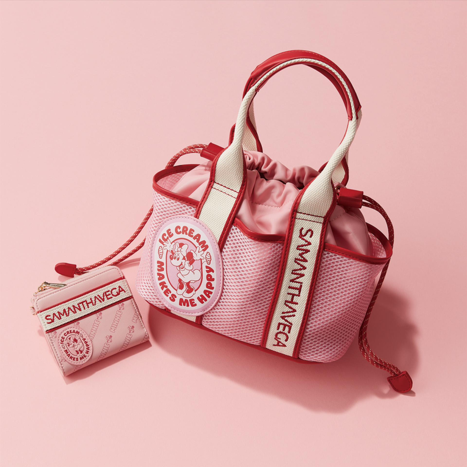 「折財布」（1万5400円）、「ロゴテープハンドバッグ」（1万9800円）