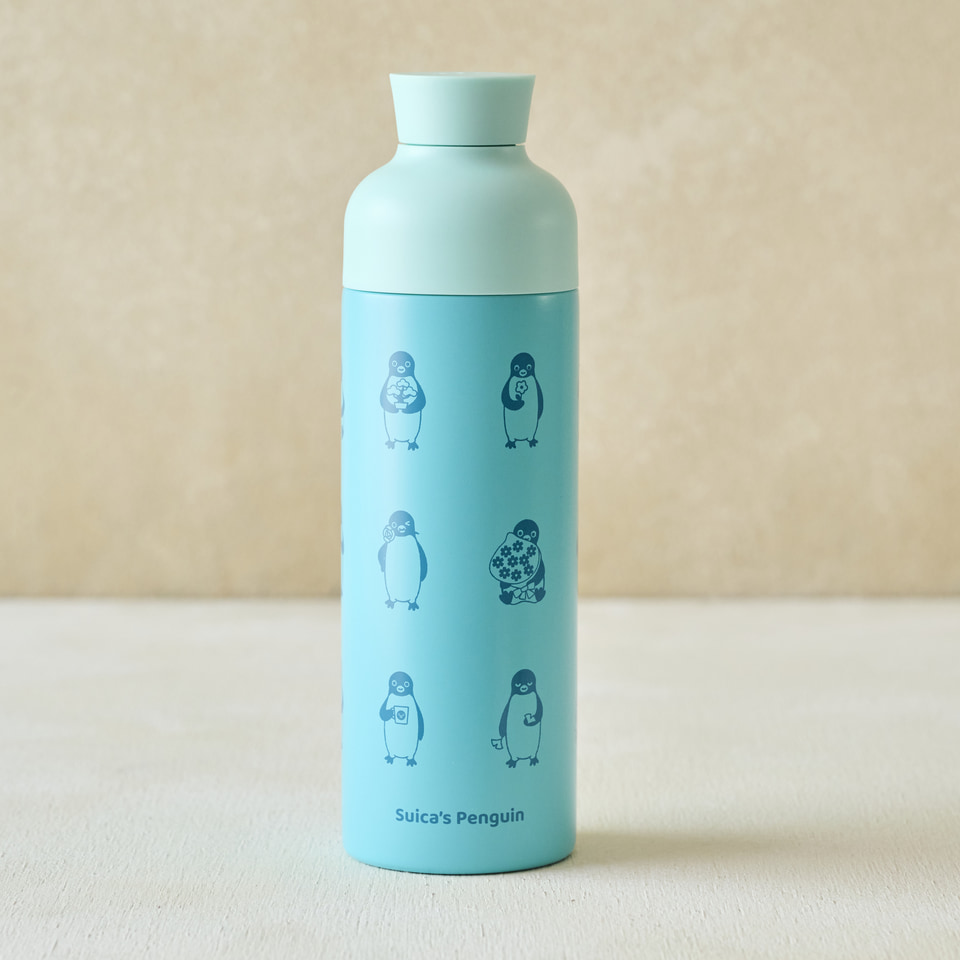 Suicaのペンギン」夏レジャー向け新グッズ。ペットボトルを縦にしま