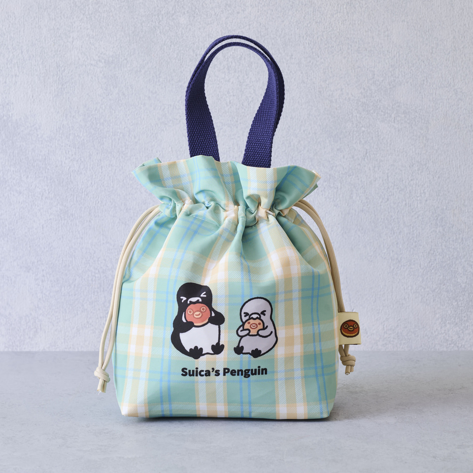 Suicaのペンギン」夏レジャー向け新グッズ。ペットボトルを縦にしま