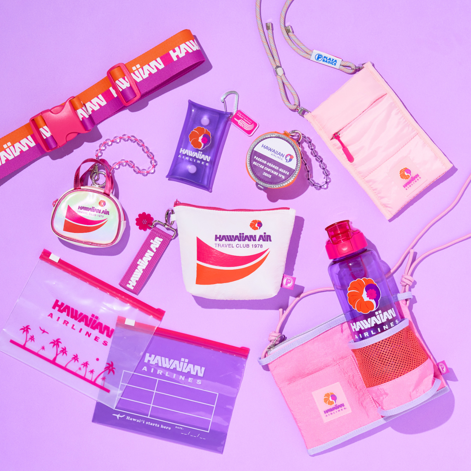 右上から時計回りに、トラベルショルダーポーチ、ウォーターボトル、ボトルホルダー付きポーチ、ミニポーチ、スライダーバッグ 2種アソート30枚入り、チャームポーチ バッグ型、ラゲージベルト、クリアケース、チャームポーチ POGジュース