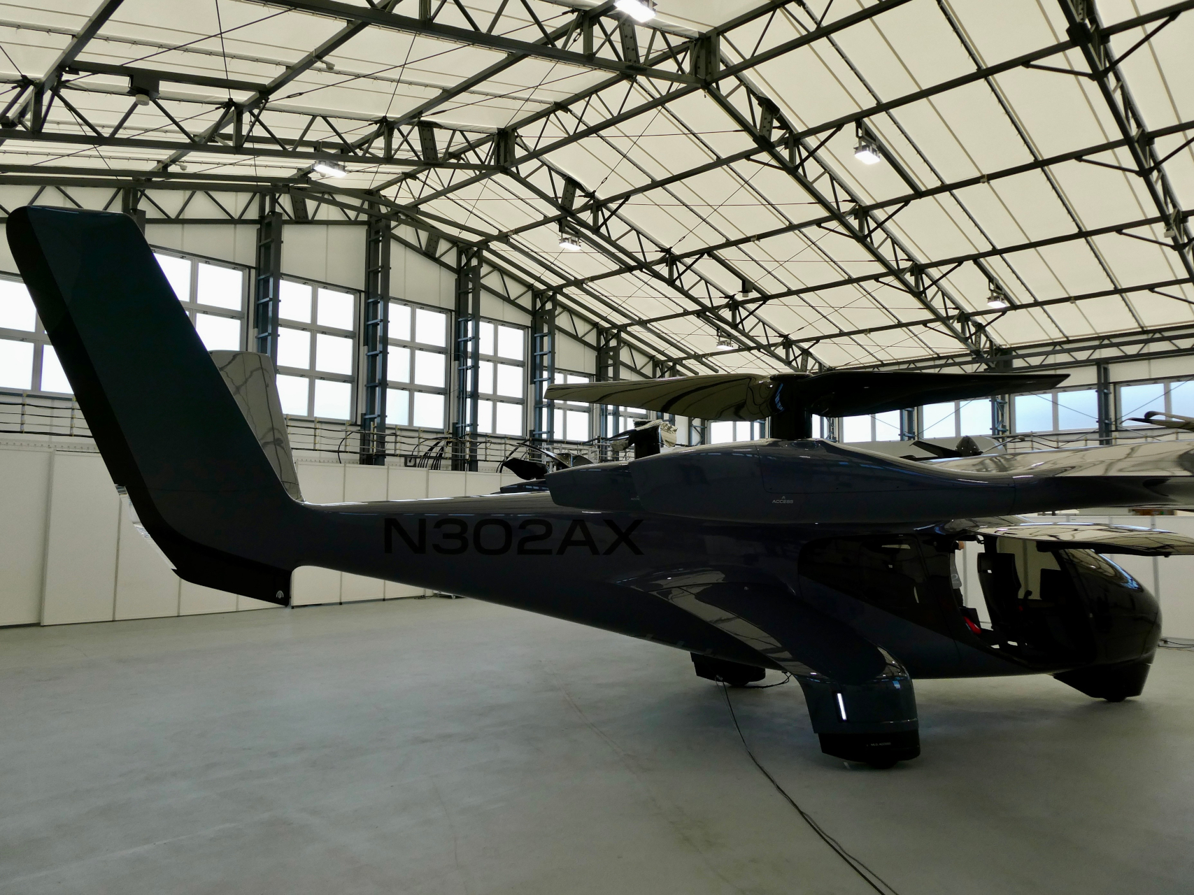 空飛ぶクルマ「Midnight」のモデル機