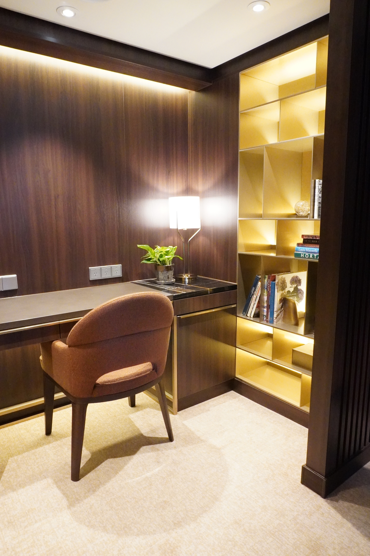 専用チーフコンシェルジュによるバトラーサービスを提供する