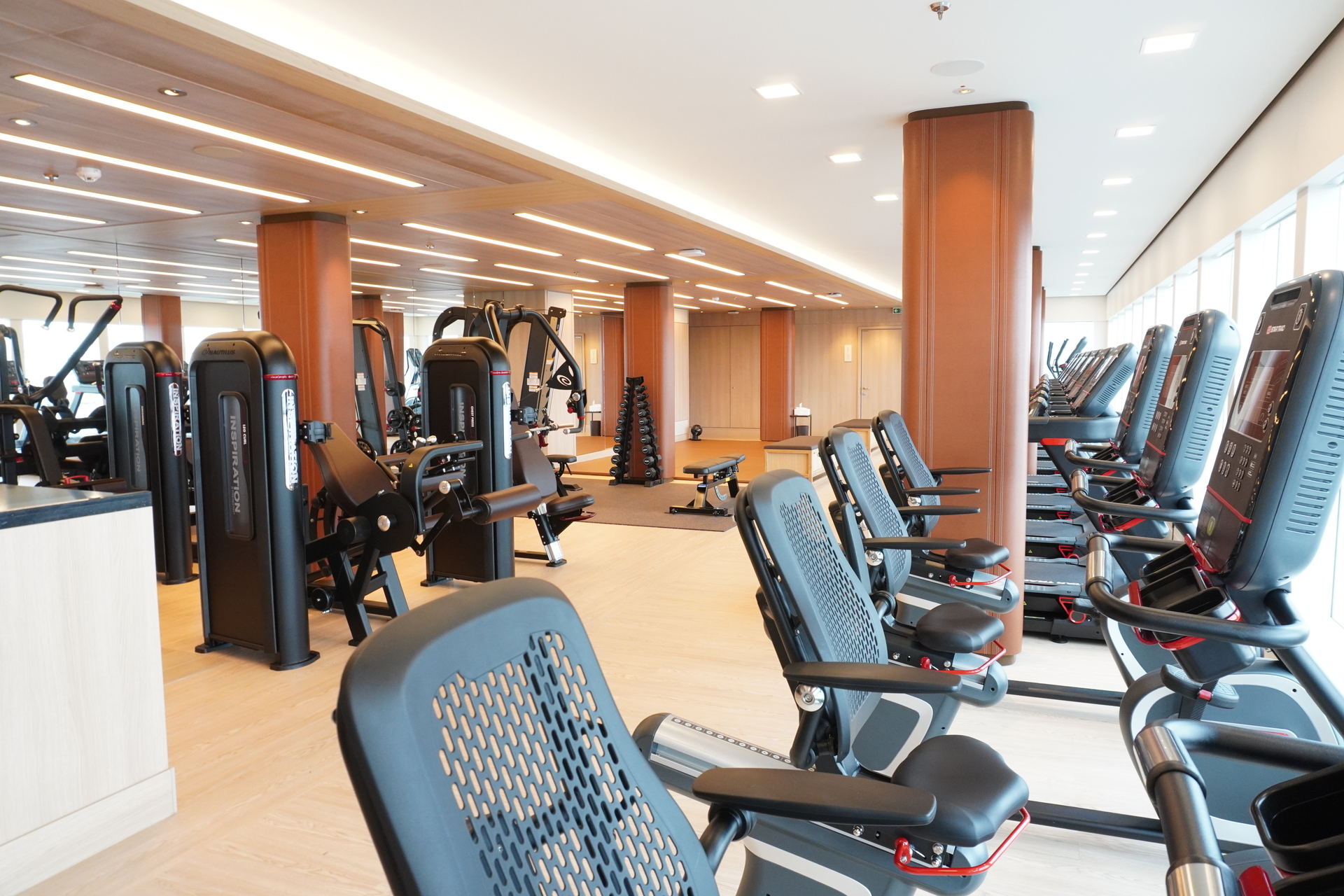 同じく12デッキにある「アスカ ウェルネスクラブ」