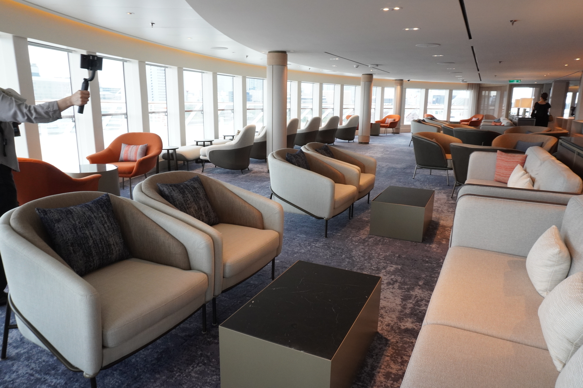 さまざまなタイプの席を用意している