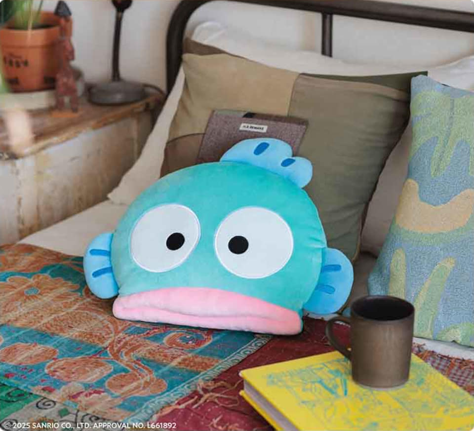 宝島社「ハンギョドン」お昼寝クッションはしっとりなめらか生地