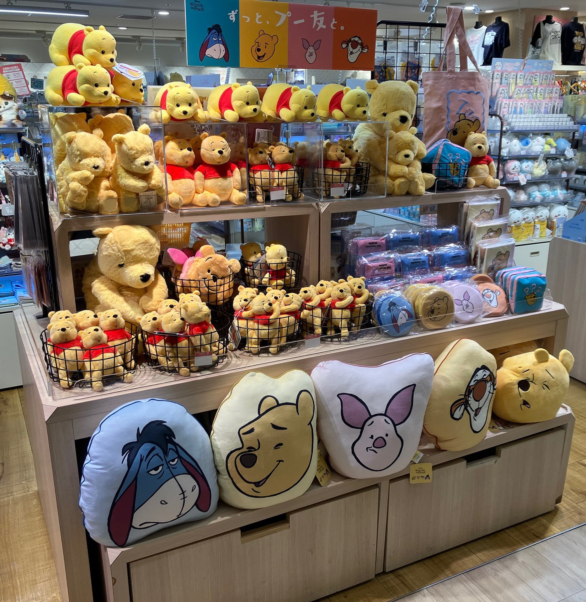 キデイランド池袋サンシャインシティ店などでは「はちみつの日」にあわせて専用の売り場を展開する