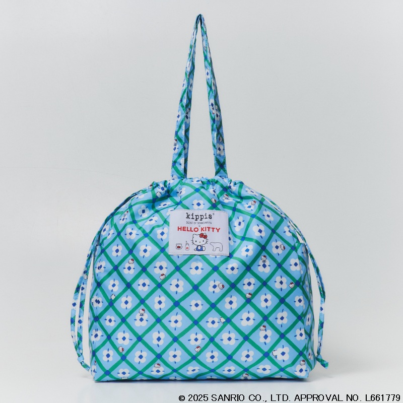 格子柄にさまざまなポーズのキティちゃんをあしらった「HELLO KITTY×kippis 巾着トートバッグ Lotta BOOK」
