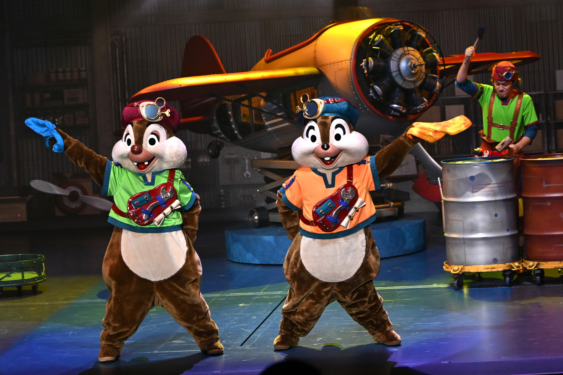 道具係のチップとデールが登場