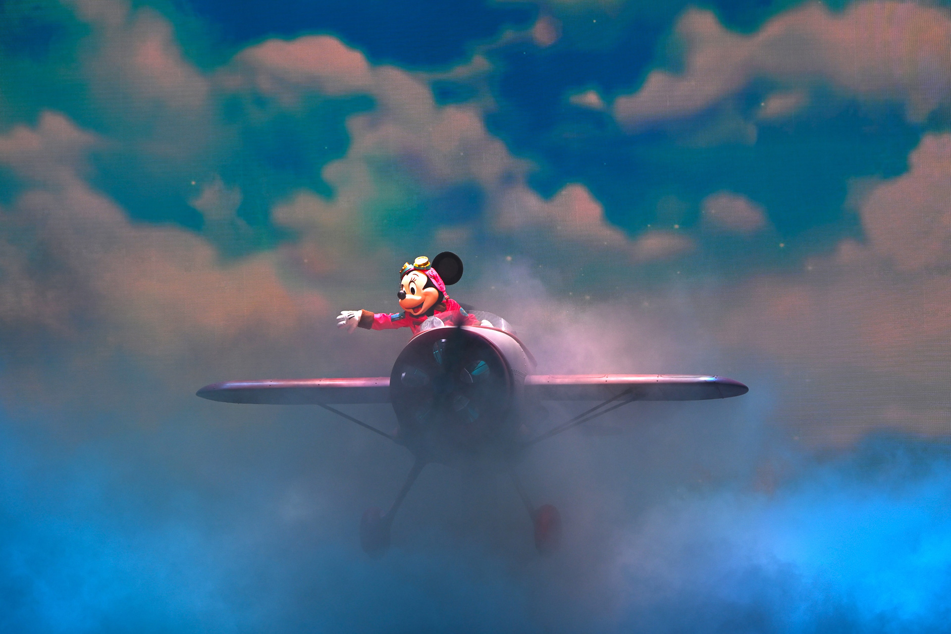 ディズニーの仲間たちの思いを乗せて、大空へ出発！