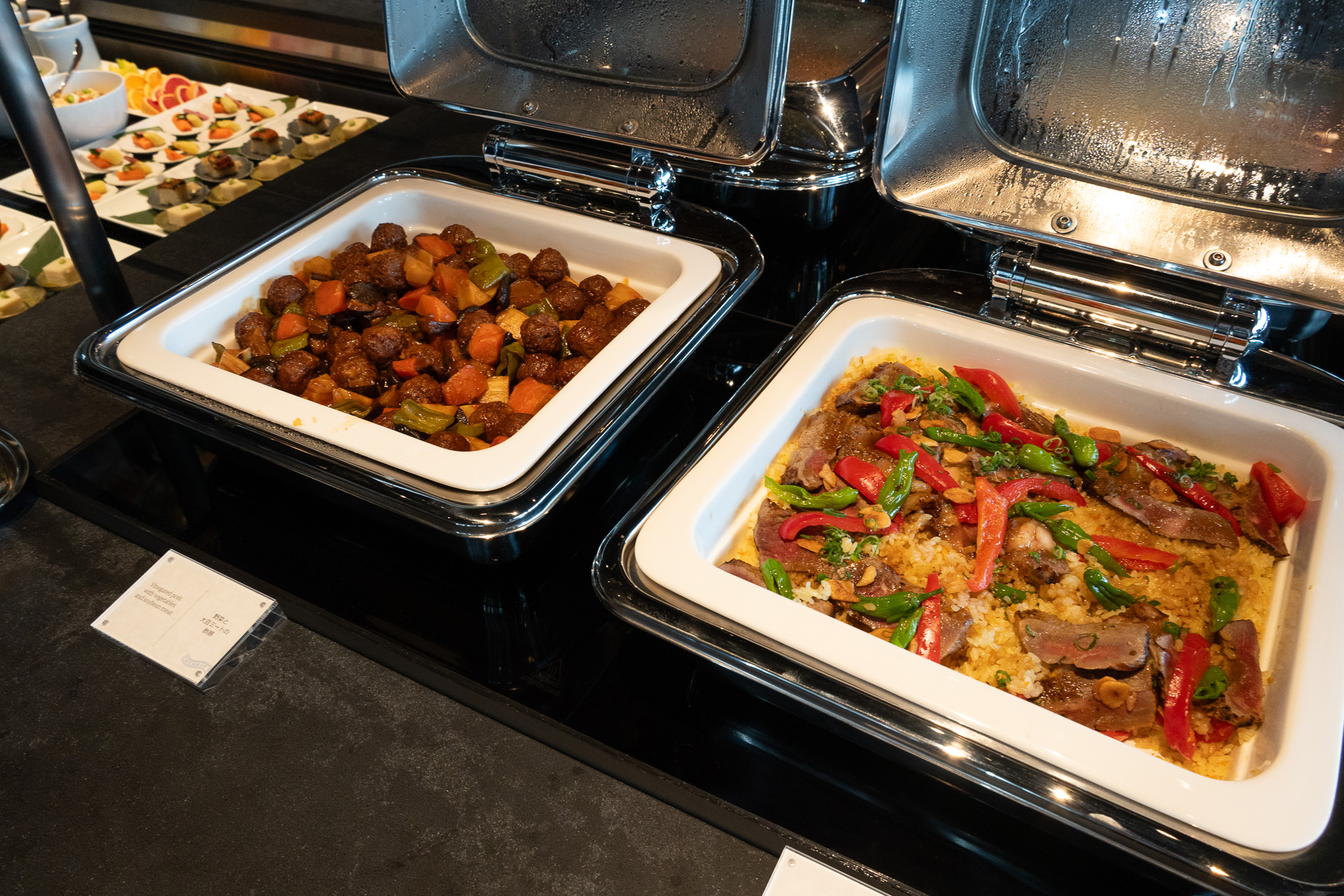 ビュッフェのメニュー