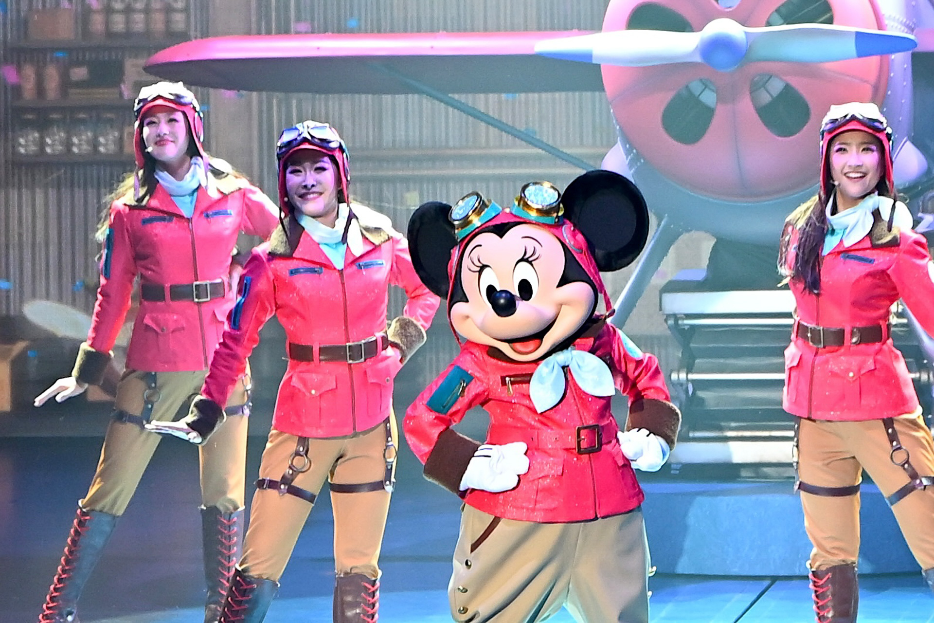 ミニーマウスが今回パイロットとして出演