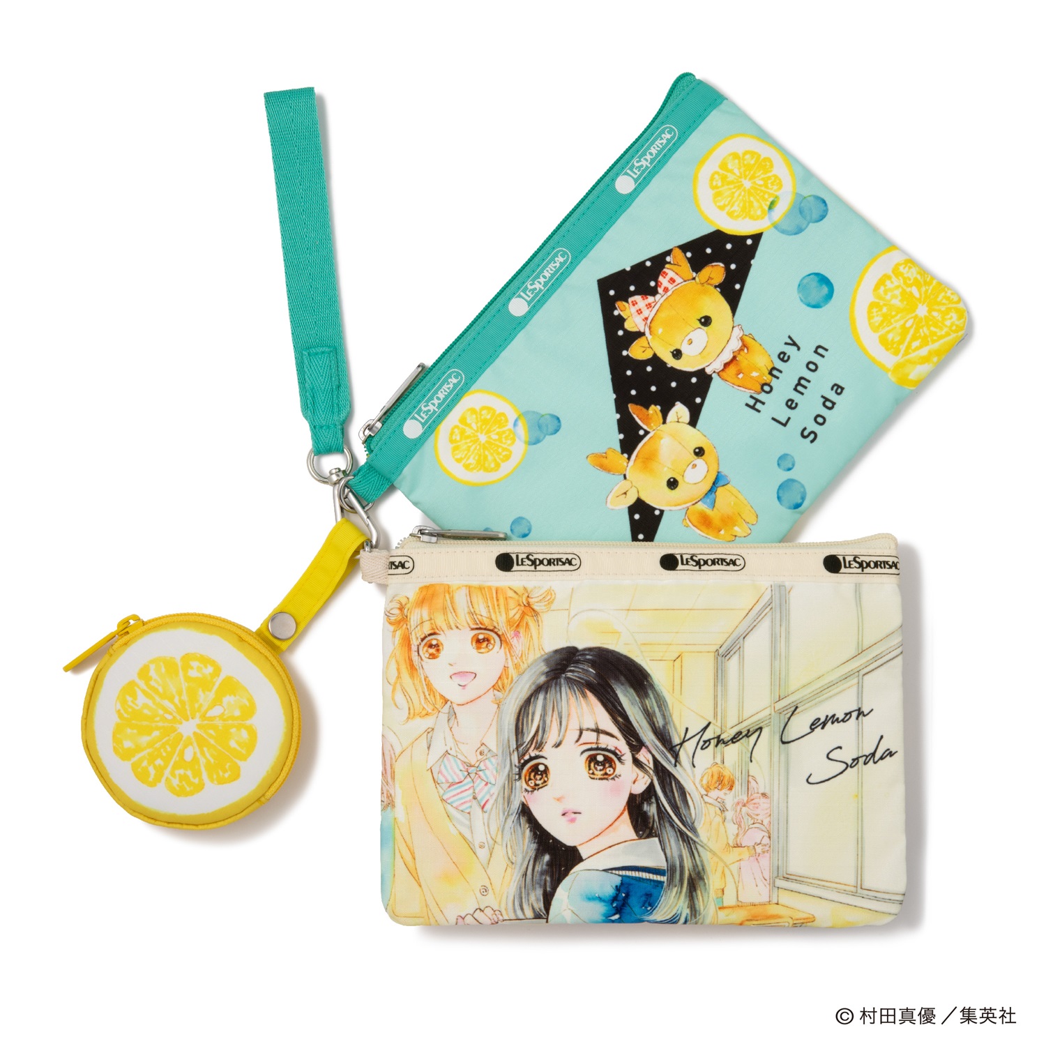 「Wristlet Pouch W/Charm」（3点セット）ポーチ：各20×15cm、チャーム：8×1×8cm（各1万4300円）