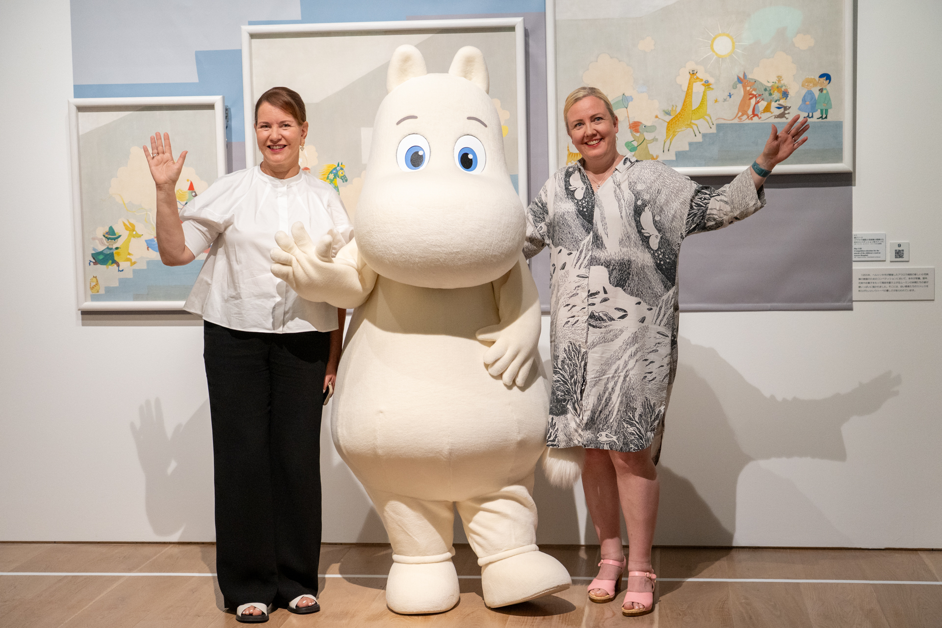 開幕のお祝いにかけつけたムーミン