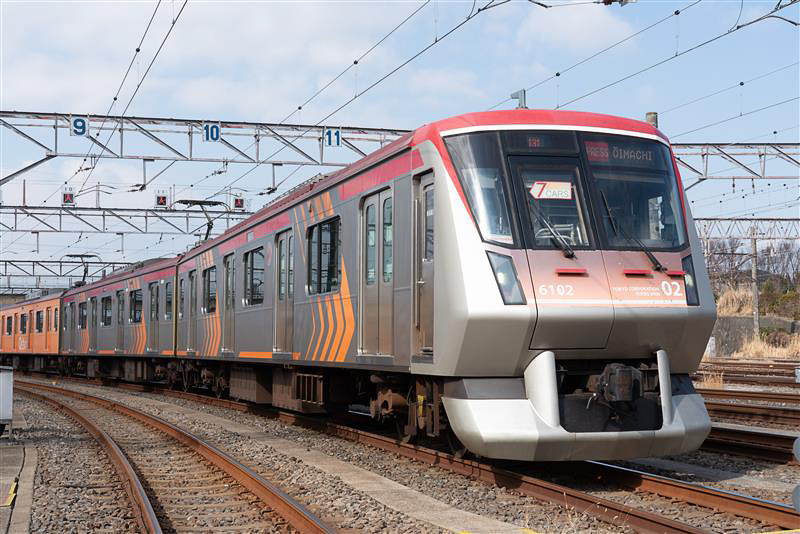6000系