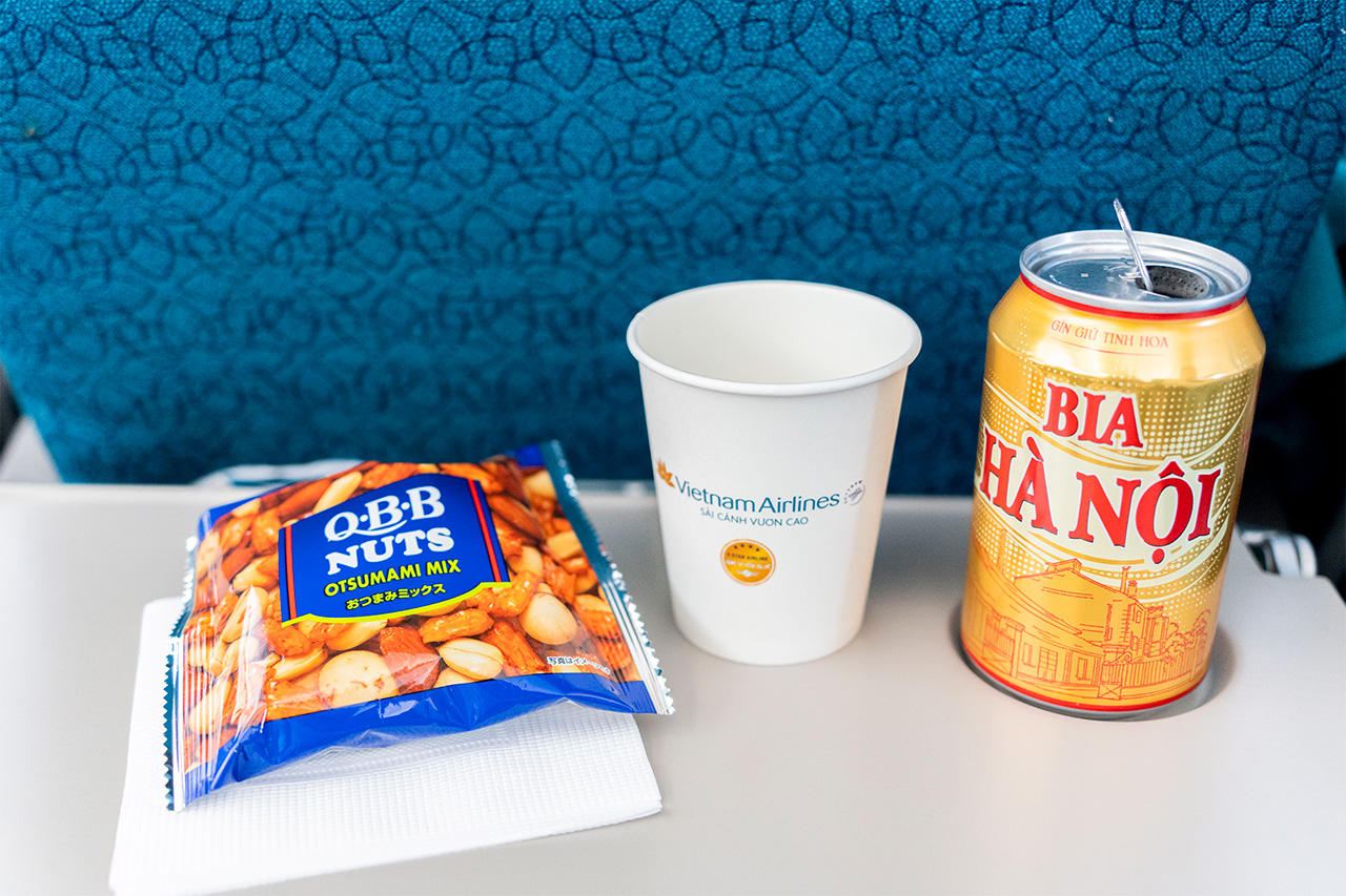 食事前のおつまみと飲み物