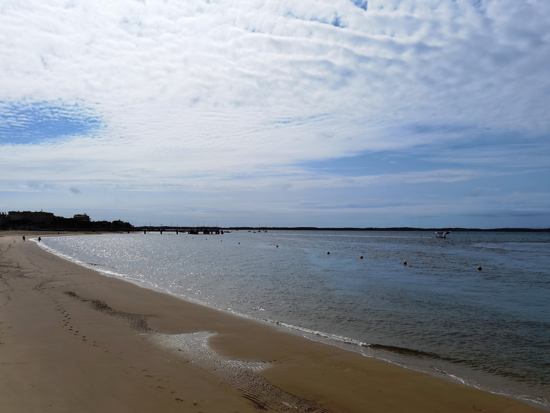 アルカションの浜辺