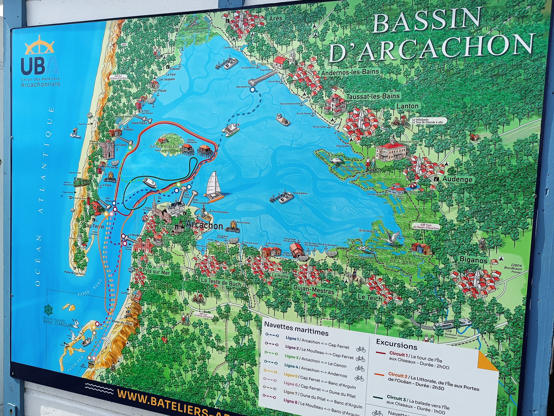 参加したのは2時間半のクルーズツアー