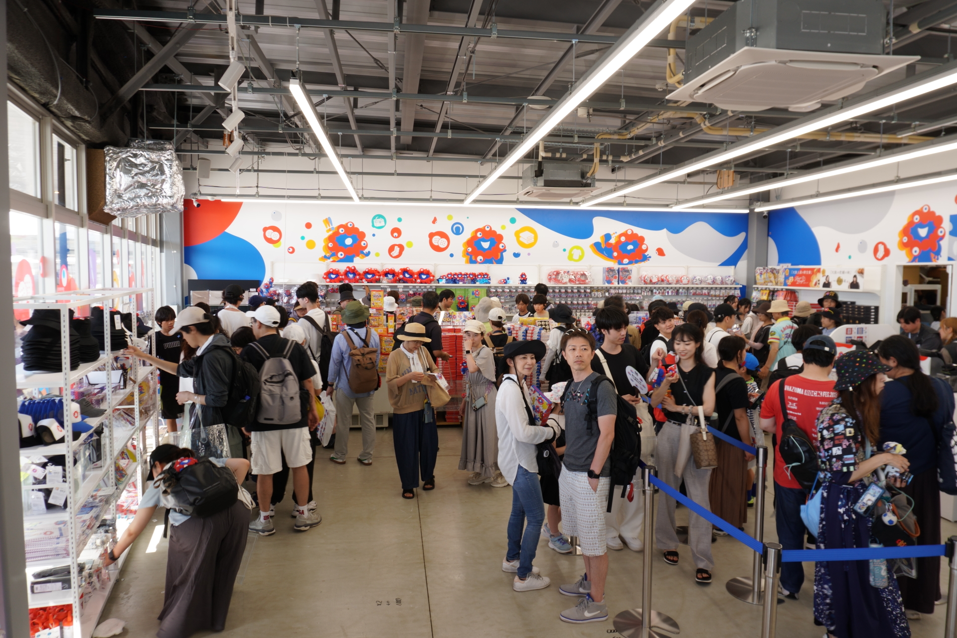 公式ライセンス商品は待ち時間なしで見ることができた