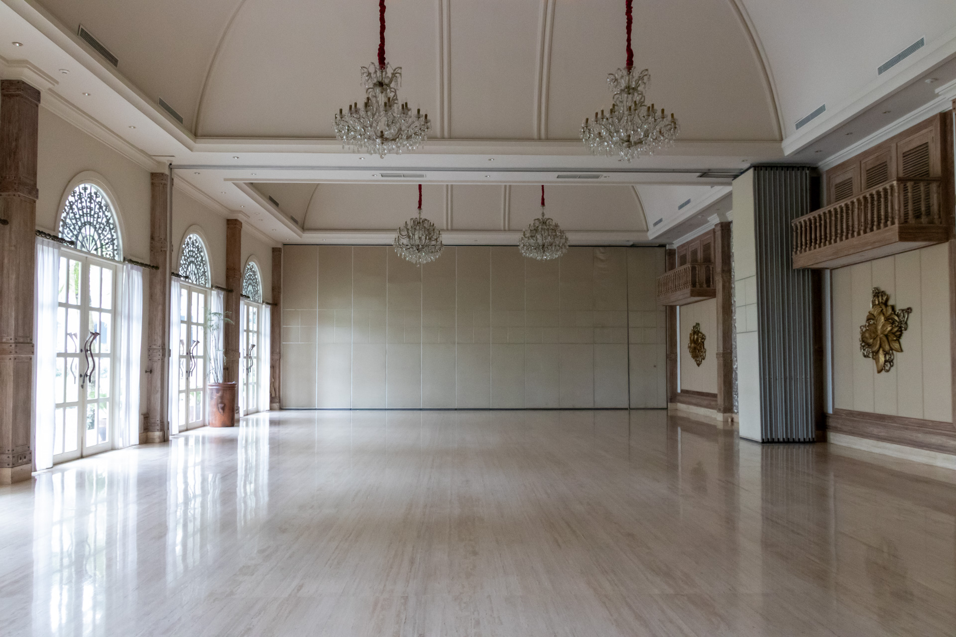 披露宴や会議もできる大型多目的ホール