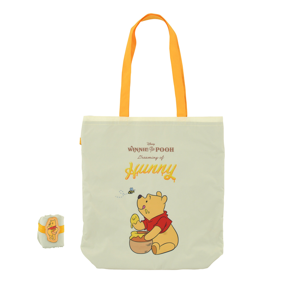 くまのプーさんが主役の新コレクション「HONEY DAY」。ぬいぐるみ