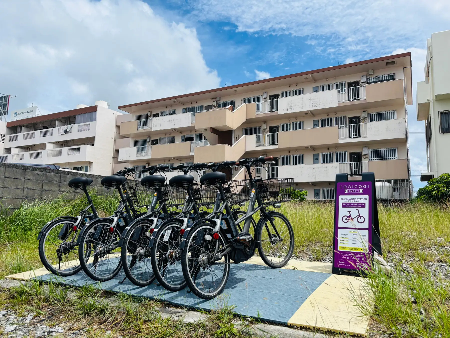 名護バスターミナル前のポート