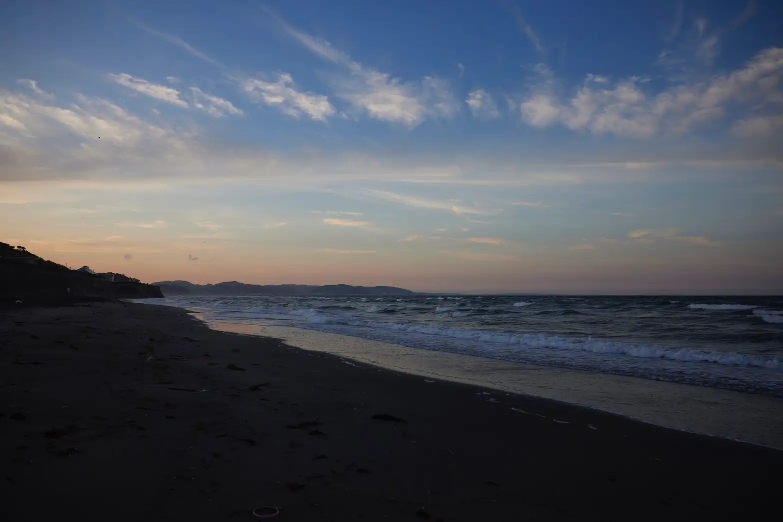 江の島と富士山を望む景観